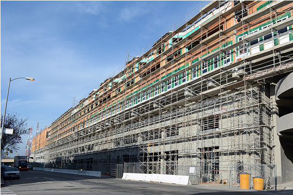 The One Santa Fe development sits right across the street from Sci-Arc (Matthew Tinoco/Neon Tommy)