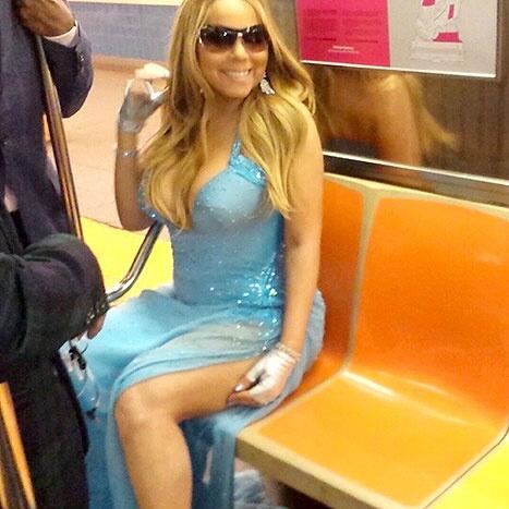 Mariah Carey in an ill-fitting gown (@BradleyJacobs/Twitter).