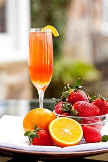 Fizzy and sweet, these mimosas can be made with champagne or club soda (Blackberry Farm/Pinterest).