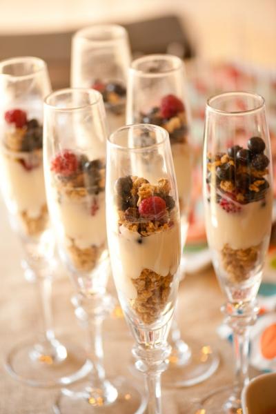 Try to have fun when serving these sweet parfaits (The Yount Happenings/Pinterest).