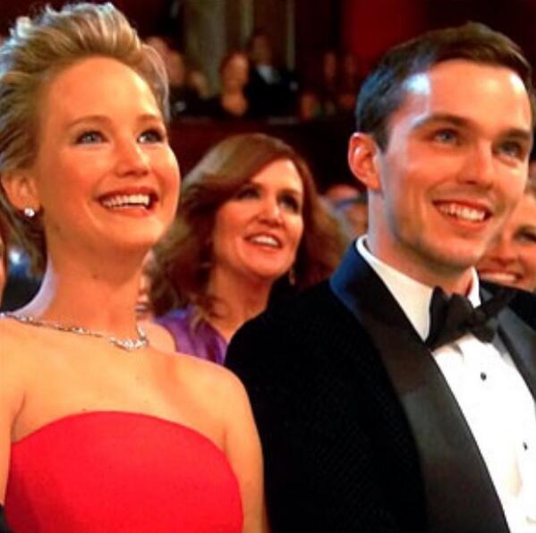 Jennifer Lawrence & Nicholas Hoult (Twitter @OfficialAshleyZ)