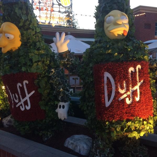 Duff Beer (Neon Tommy/ Sonia Gumuchian) Duff Beer (Neon Tommy/ Sonia Gumuchian)