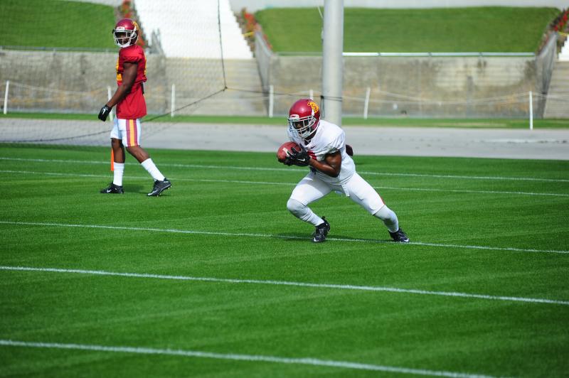 Adoree' Jackson returning a kickoff. (Charlie Magovern/NeonTommy)