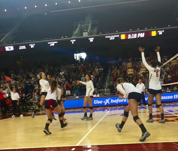 The Women of Troy just after beating Washington. (Jodee Sullivan/Neon Tommy)