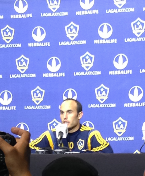 Landon Donnovan speaking after his final regular season home game (Paolo Uggetti/Neon Tommy)