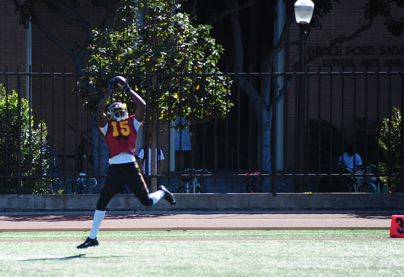 WR Isaac Whitney making a leaping catch. (Charlie Magovern/Neon Tommy)