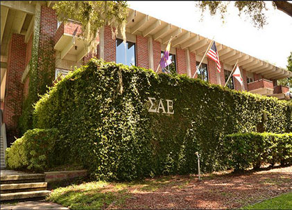 Around 70 fraternity members moved from the SAE house Tuesday night because of University President's order of punishment (Artie White/flickr)