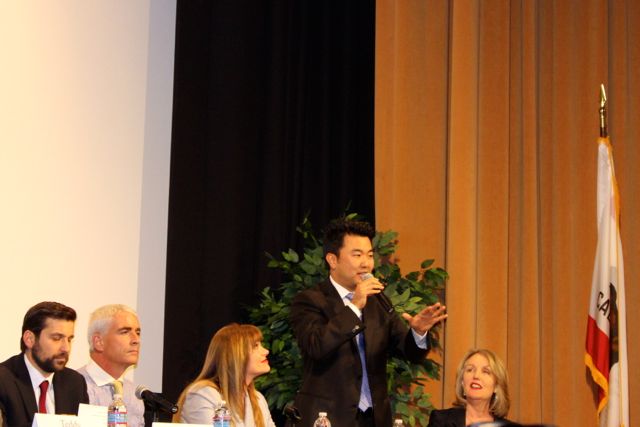 City Council District 4 candidate David Ryu speaks at a forum held by the Los Feliz Improvement Association on Feb. 2. Ryu, who resides in Hancock Park, currently is the most funded candidate.  (Matt Lemas/Neon Tommy)