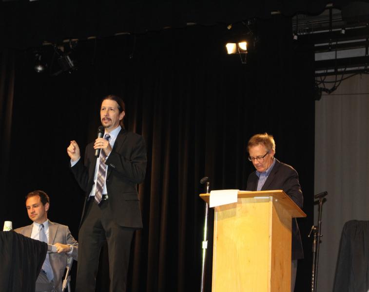 Candidate Jay Beeber speaks to audience members at the Feb. 15 debate at John Marshall High School. He touts himself as being a City Hall outsider. (Matt Lemas/Neon Tommy)