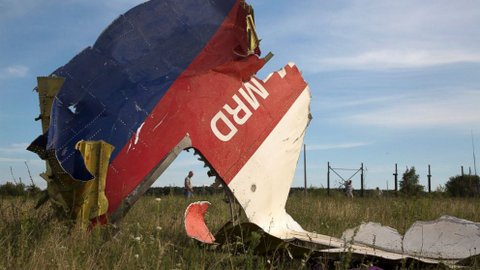 Downed Malaysia Flight 17 (ABC7/Twitter) Downed Malaysia Flight 17 (ABC7/Twitter)