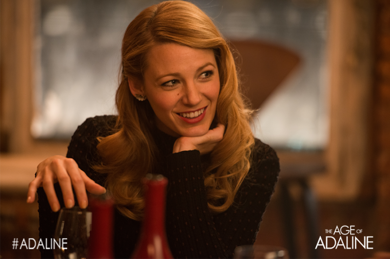 Lively provides a spot-on depiction of the timeless Adaline. (Twitter/@AgeofAdaline)