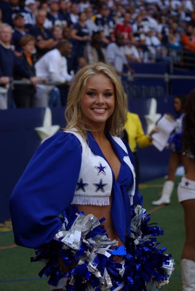 Jerry Jones' "glitz and glamor" ownership style has fueled hatred toward his Cowboys. (Abigail Klein/Flickr)