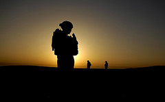 U.S. Soldiers on patrol in Iraq (The US Army/Creative Commons).