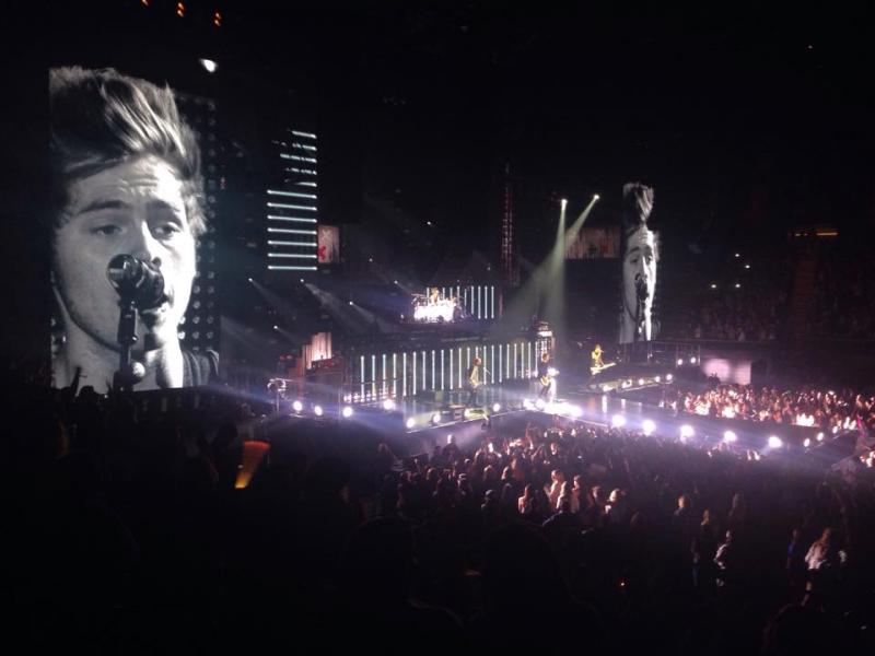 5 Seconds of Summer performing at The Forum, Nov. 16th. (KirbyPedersen/NeonTommy)