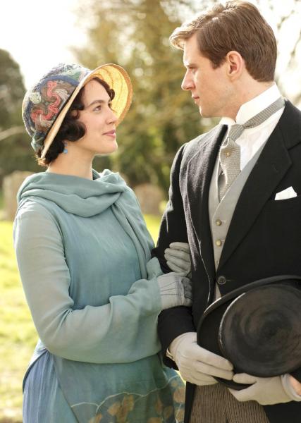 Lady Sybil & Tom Branson (@KianaOkhovat/Pinterest) Lady Sybil & Tom Branson (@KianaOkhovat/Pinterest)