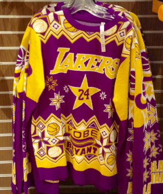 Your teams' favorite colors always make a good mix. (@LakersStore/Twitter)