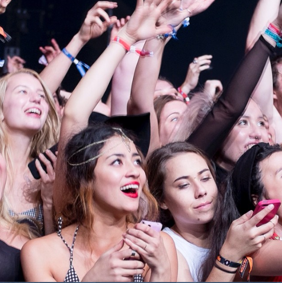 The crowd enjoying the "splendour" of music. (@SplendourInTheGrass/ Instagram)