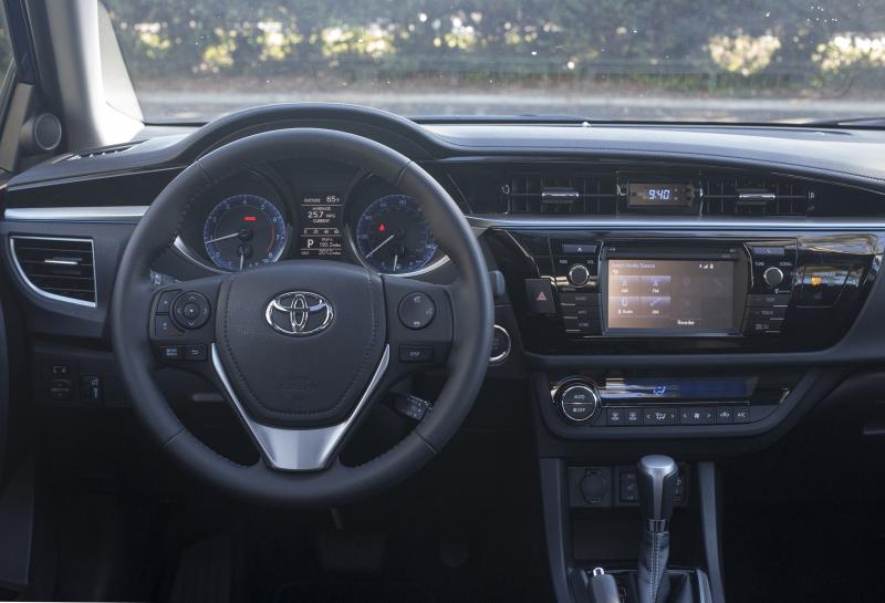 The stylish interior on the 2015 Corolla S Premium (Amou "Joe" Seto/Neon Tommy)