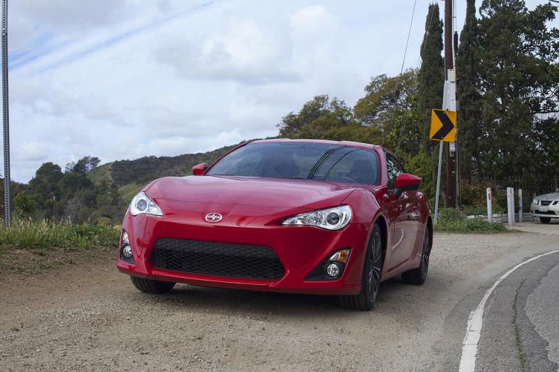 Taking out the Scion FR-S on Mullholland Drive. (Amou "Joe" Seto/Neon Tommy) Taking out the Scion FR-S on Mullholland Drive. (Amou "Joe" Seto/Neon Tommy)