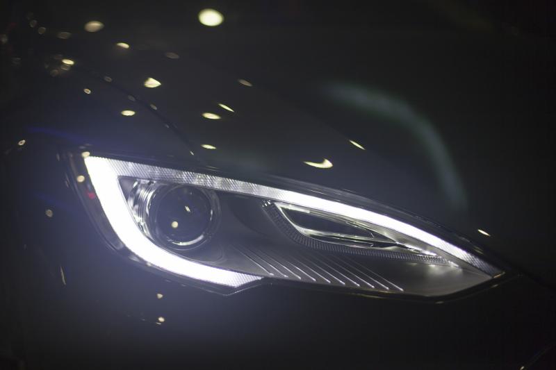 The aggressively shaped front headlights give the Model S a bold appearance (Amou "Joe" Seto/Neon Tommy)