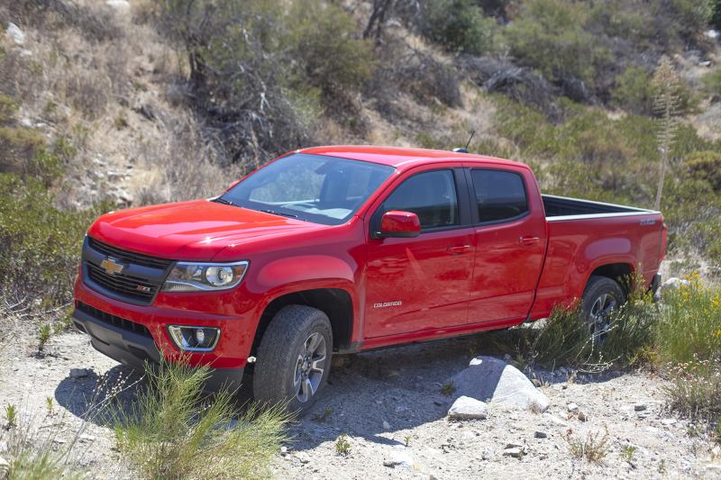 The Colorado goes off-road. (Amou "Joe" Seto/Neon Tommy) The Colorado goes off-road. (Amou "Joe" Seto/Neon Tommy)