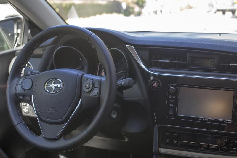 The Scion iM's interior is nearly the same as the Corolla's (Amou "Joe" Seto/Neon Tommy) 