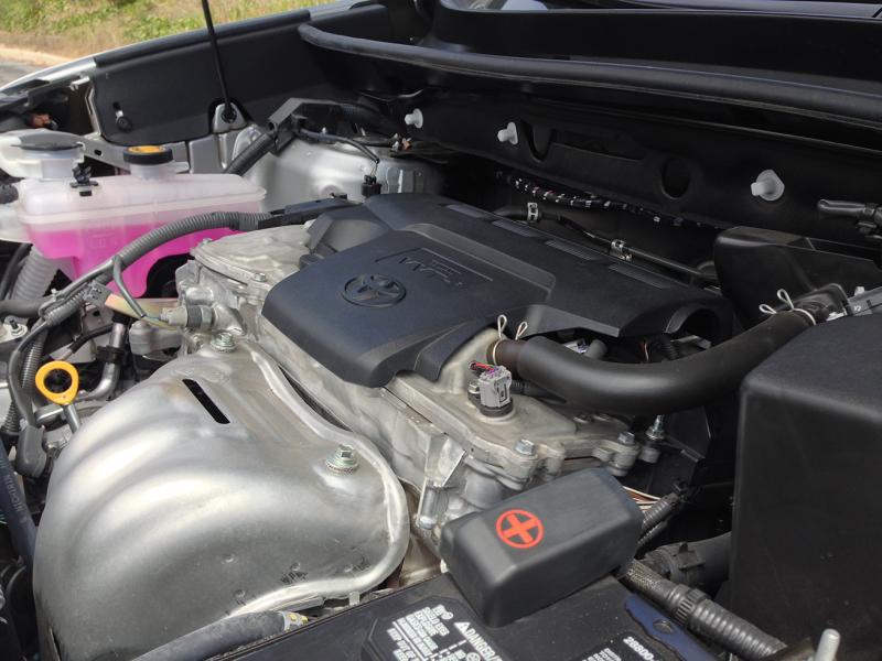 The RAV4's 2.5L DOHC 16V 4-cylinder engine. (Amou "Joe" Seto/Neon Tommy)