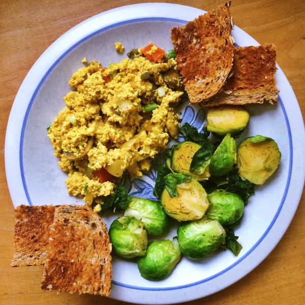 Tofu scramble is an ideal substitute for scrambled eggs. (Kristen Siefert/Neon Tommy)