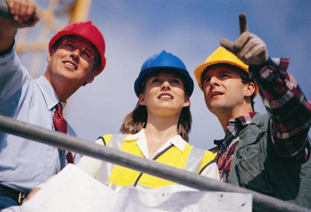 Women make up 2.6 percent of the construction workforce, according to a 2014 study (Image by Salford’s Centre for Construction Innovation used under Creative Commons) Women make up 2.6 percent of the construction workforce, according to a 2014 study (Image by Salford’s Centre for Construction Innovation used under Creative Commons)