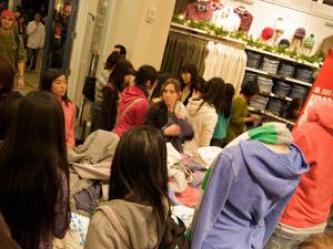 Record number of shoppers expected on Black Friday (photo courtesy Creative Commons) Record number of shoppers expected on Black Friday (photo courtesy Creative Commons)