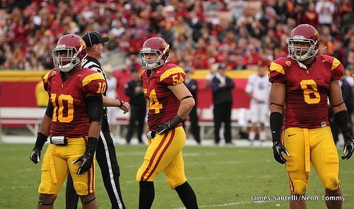 Can the Trojans figure out how to topple Oregon's offense? (James Santelli/Neon Tommy)