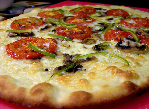 Congress' new spending bill would make pizza a vegetable. (Creative Commons/Flickr)