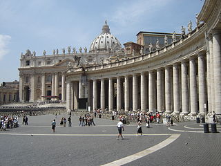St. Peter's Square at the Vatican. (Wikimedia Commons)