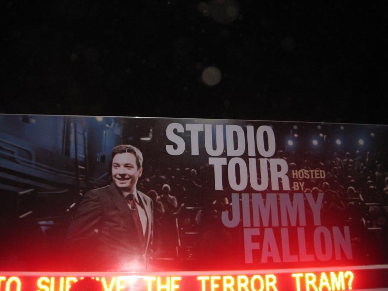 Studio Tour sign (Hannah Madans, Neon Tommy)