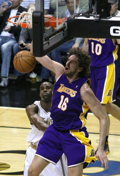 The high salaries of players like Pau Gasol made it tough for the Lakers to sign bench players. (Keith Allison/Creative Commons)