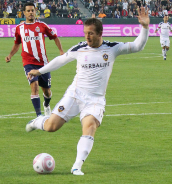 Chad Barrett scored the lone goal in the SuperClasico. (Ryan Kantor/Neon Tommy)