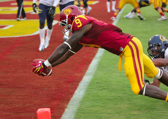 Lee continues to put up points for the Trojans. (Scott Enyeart/NT)