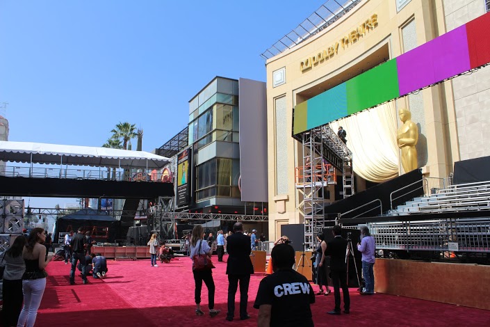 Hollywood Blvd. gets shut down several days in advance to set up the red carpet for the Oscars (Neon Tommy/Jeremy Fuster)