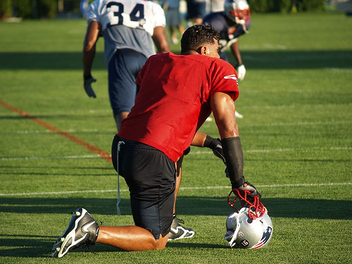 The family of Junior Seau, who committed suicide last year and was later diagnosed with the degenerative brain disease CTE, could receive up to $4 million as part of the NFL's settlement. (Patriots World/Creative Commons)