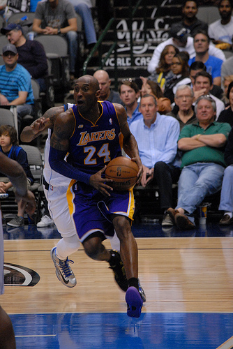 Kobe Bryant 1, Mark Cuban 0 (Keith Allison/Creative Commons)