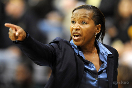 New head coach Cynthia Cooper-Dyke's first recruit should make a big splash (usctrojans.com)