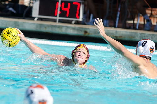 After losing to UCLA last weekend, the Trojan offense scored 45 goals in two games on Saturday (Benjamin Dunn/Neon Tommy).