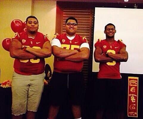 Talamaivao (left) has done his best to sway Mama (center) and Smith (right) to head to USC. (Twitter/@IvaTalamaivao)