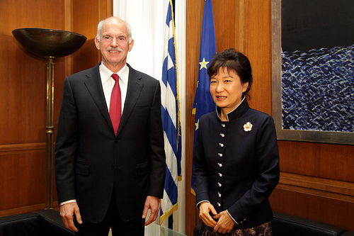 Former Greek Prime Minister George Papandreou and South Korean presidential candidate Park Geun-hye (Creative Commons). Former Greek Prime Minister George Papandreou and South Korean presidential candidate Park Geun-hye (Creative Commons).