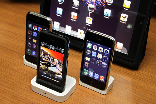 "Bulky" batteries could be a thing of the past for Apple's future products. (Yutaka Tsutano/Flickr) "Bulky" batteries could be a thing of the past for Apple's future products. (Yutaka Tsutano/Flickr)