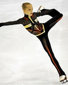 Elena Radionova represents a Russia strong in ladies' single figure skating. (Julio Szidonya/Wikimedia Commons)