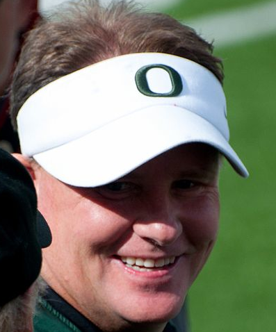 Chip Kelly will finally bring his up-tempo offense to the biggest stage. (Abdoozy/Wikimedia Commons)