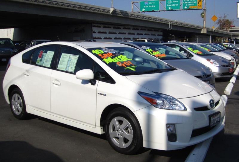 Hybrid vehicles have seen sharp sales increases as gas prices soar. (Danny Lee/Neon Tommy) 