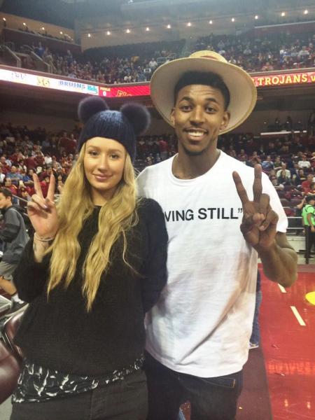 The First Couple of Troy made an appearance at Galen Wednesday night. (Twitter/@USCAthletics)