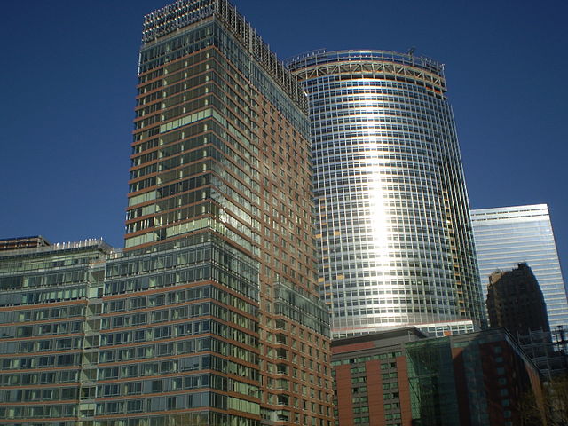 Goldman Sachs and its employees escaped criminal charges. (Z4dude/Wikimedia Commons)